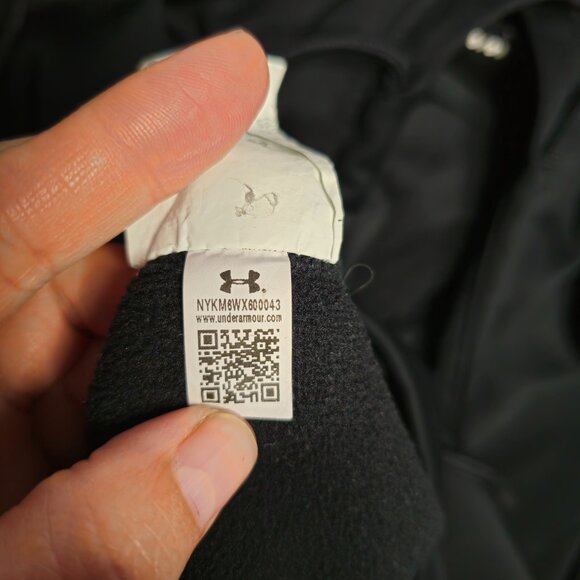 UNDER ARMOUR HOODIE  SIZE L - Picture 8 of 9